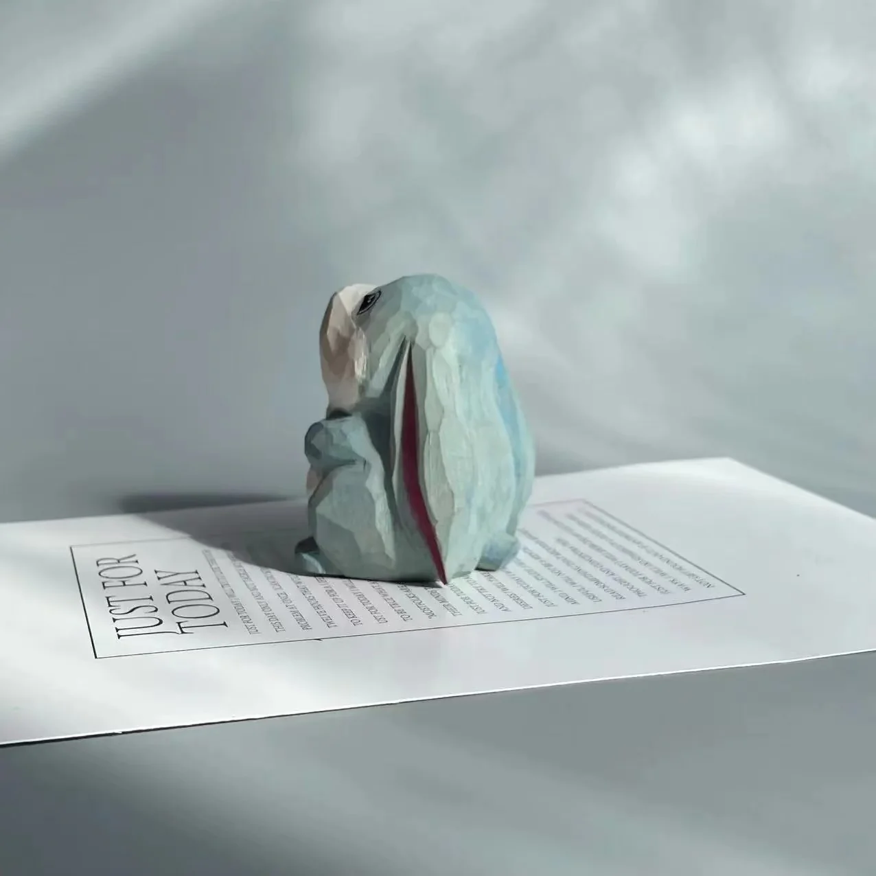 Handmade wooden rabbit figurine - Image 3